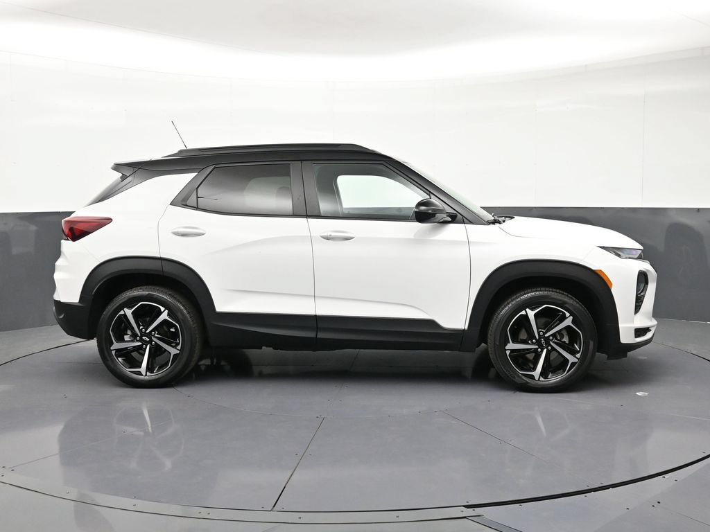Certified 2023 Chevrolet TrailBlazer RS w/ Convenience Package AWD/4WD image 6