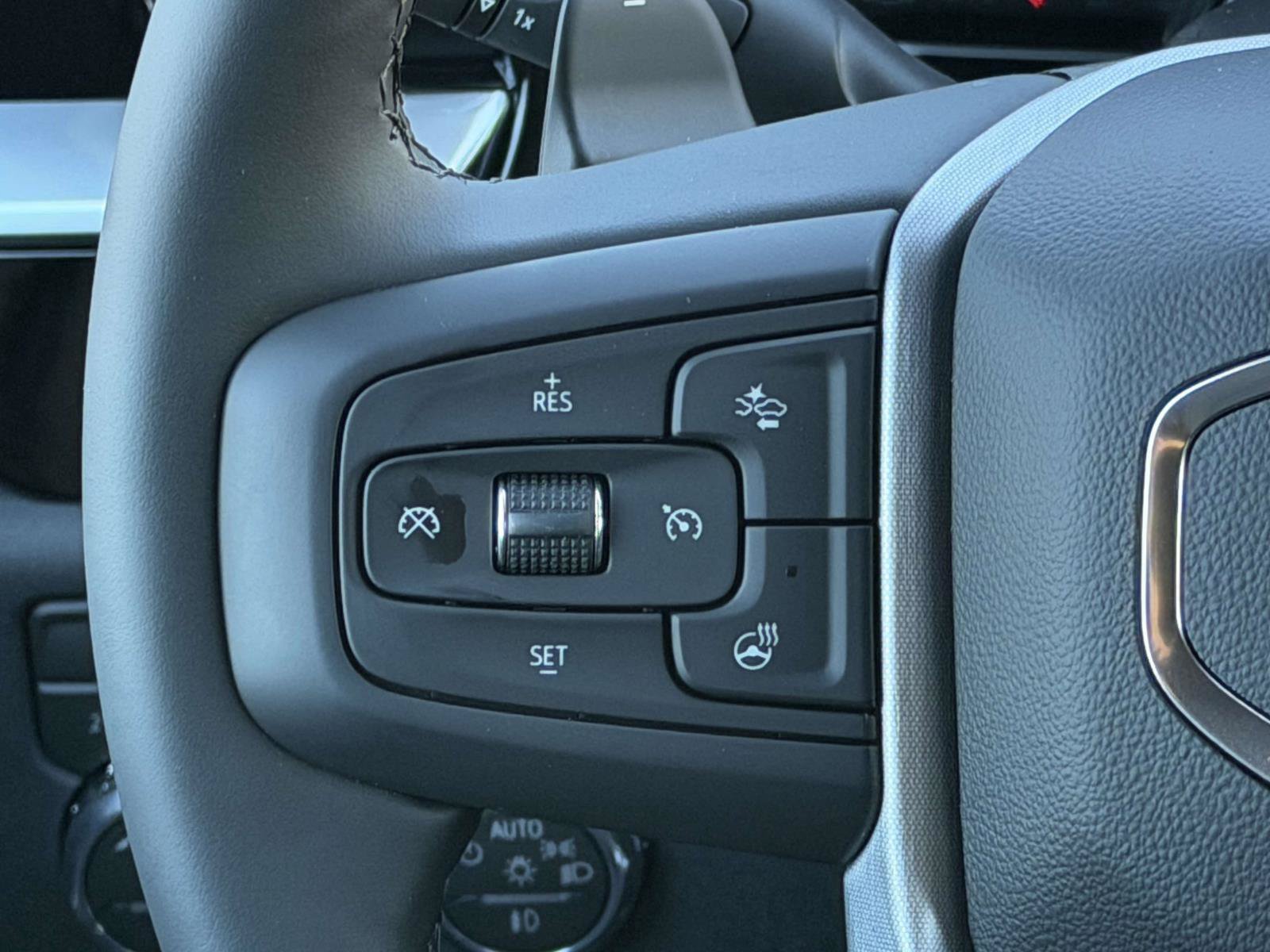 New 2026 GMC Sierra 1500 Elevation w/ Preferred Package AWD/4WD image 17