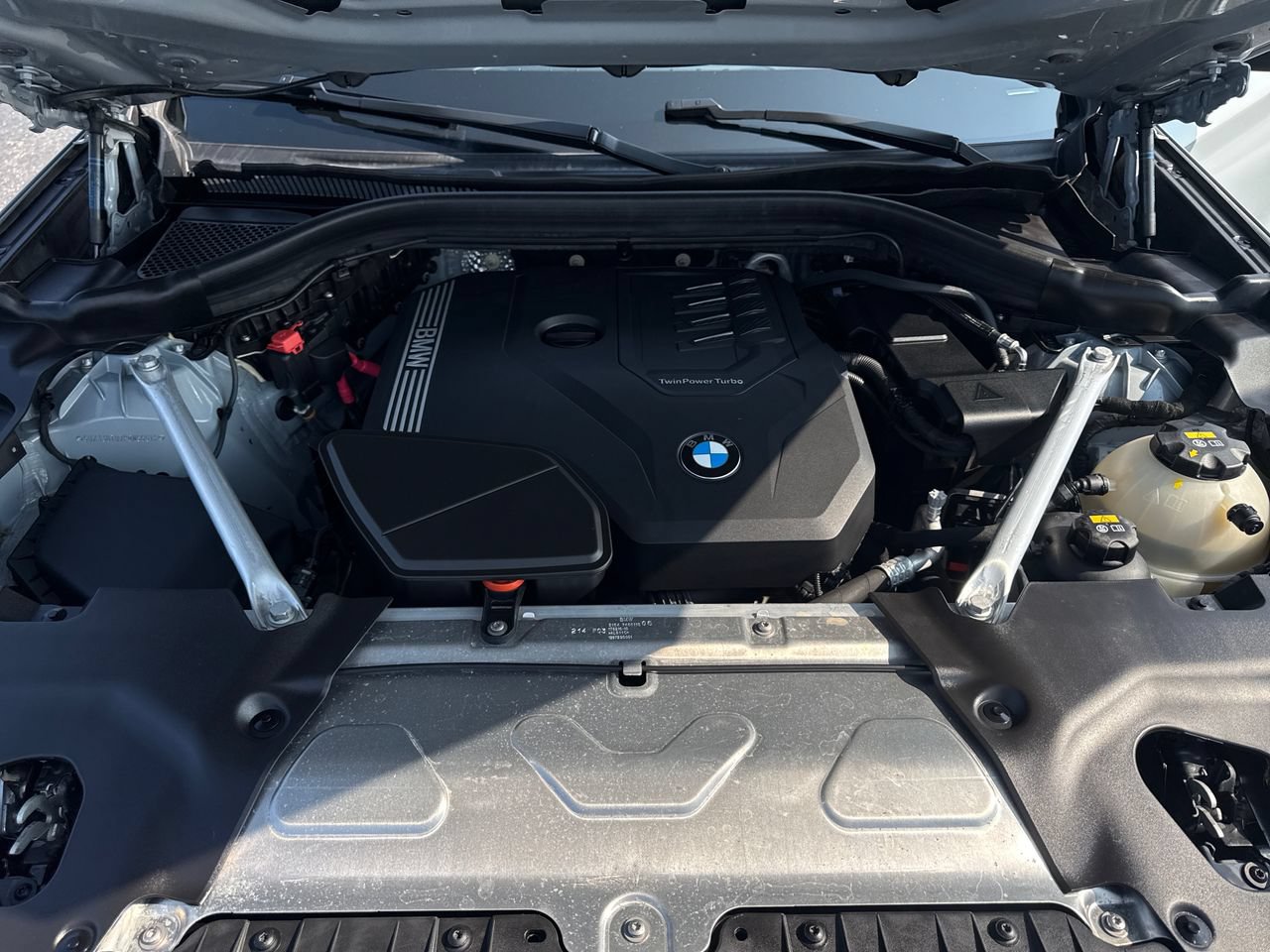Used 2023 BMW X4 xDrive30i w/ M Sport Package AWD/4WD image 11