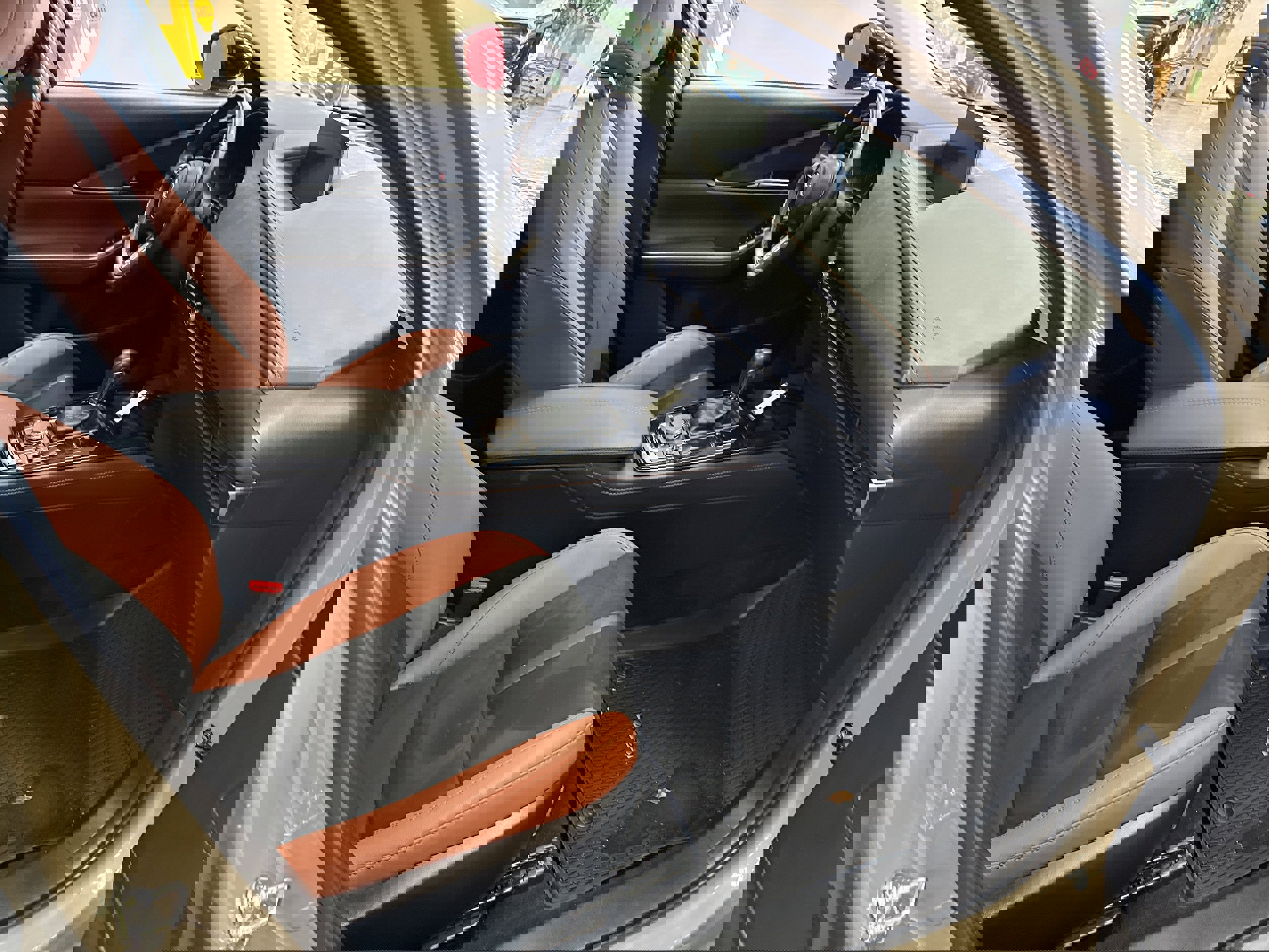 Used 2024 MAZDA CX-30 Carbon image 19