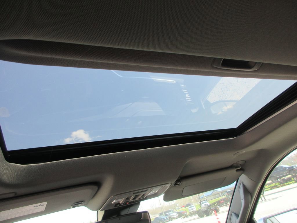 New 2026 GMC Sierra 1500 SLT w/ SLT Premium Plus Package image 16