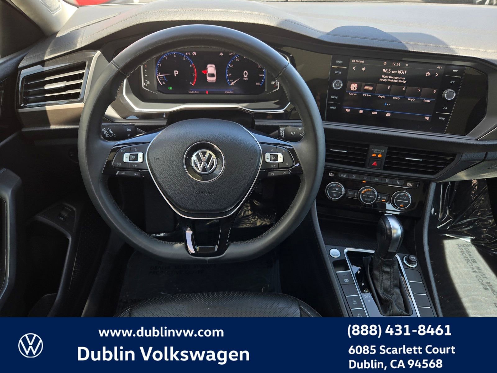 Used 2020 Volkswagen Jetta SEL Premium FWD image 13