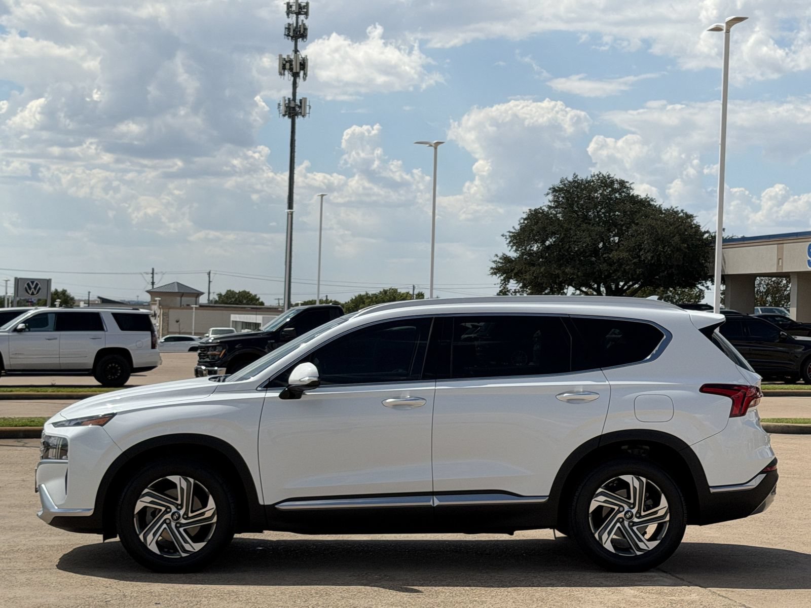 Used 2021 Hyundai Santa Fe SEL w/ Convenience + Premium Package FWD image 7