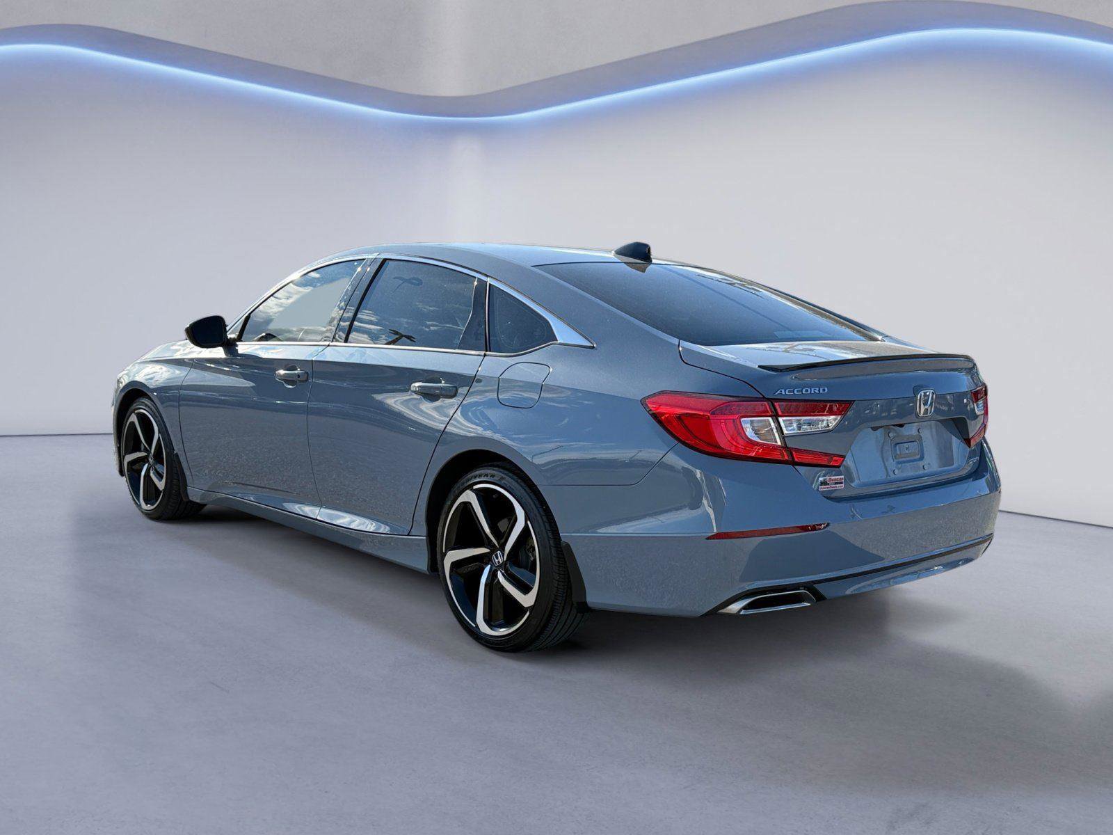 Used 2022 Honda Accord Sport image 5