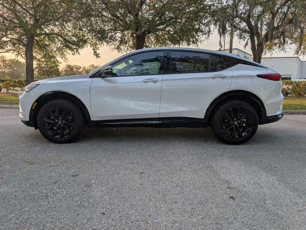 Used 2024 Buick Envista Sport Touring w/ Convenience I Package image 5