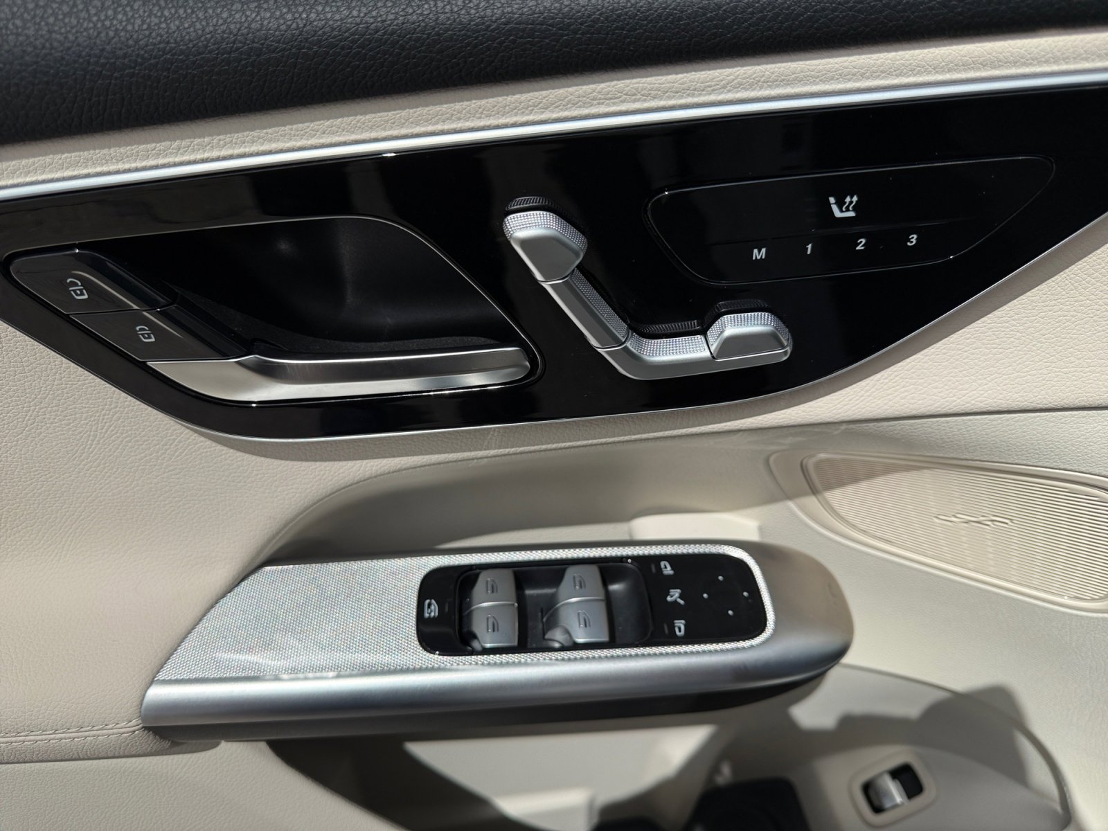 Certified 2026 Mercedes-Benz GLC 300 4MATIC image 14