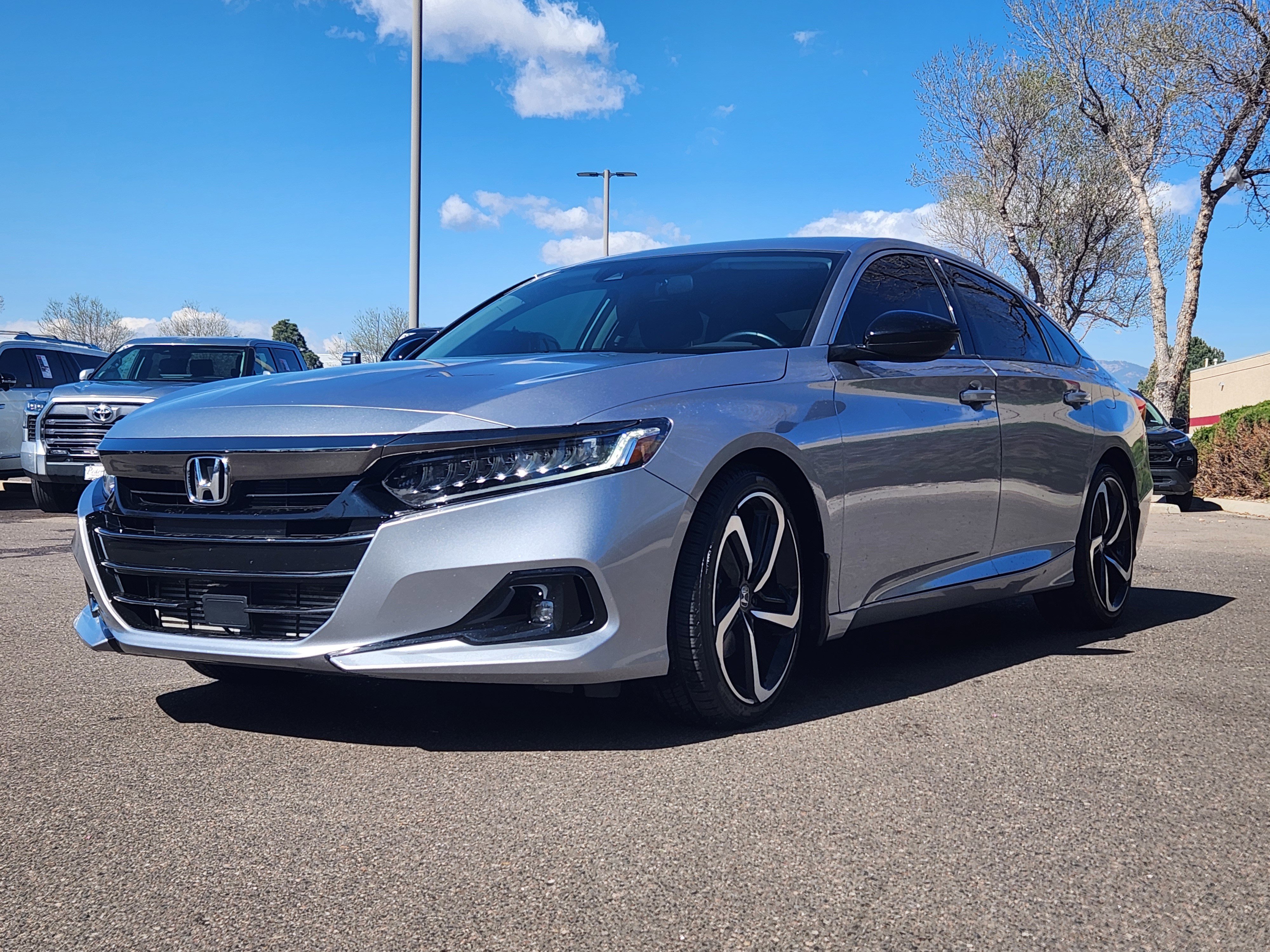 Used 2022 Honda Accord Sport Special Edition image 3