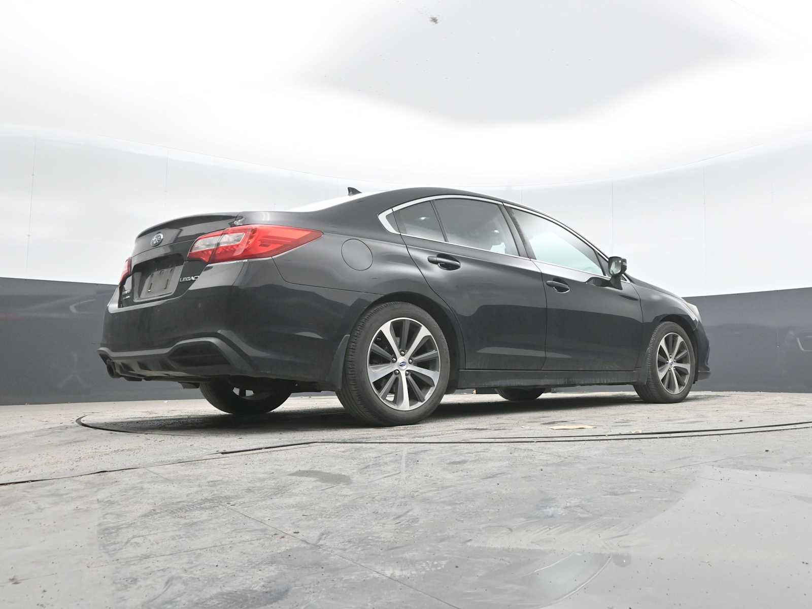 Used 2018 Subaru Legacy 2.5i Limited AWD/4WD image 34
