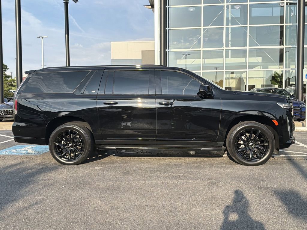 Used 2023 Cadillac Escalade ESV Premium Luxury w/ LPO, Floor Liner Package AWD/4WD image 2