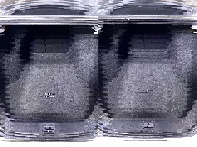 Used 2025 Nissan Sentra S image 27