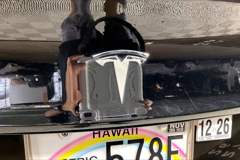 Used 2018 Tesla Model 3 Mid Range RWD image 31