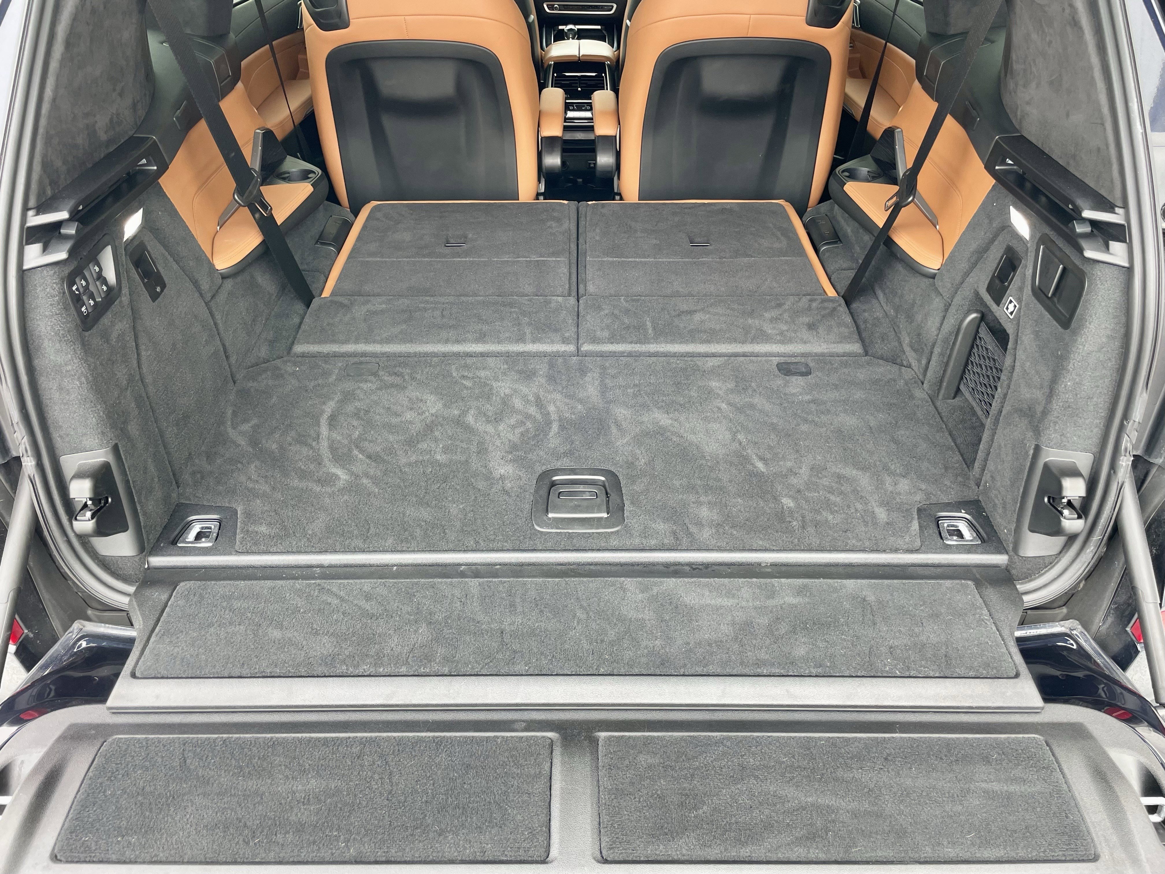 Used 2021 BMW X7 xDrive40i w/ M Sport Package image 37