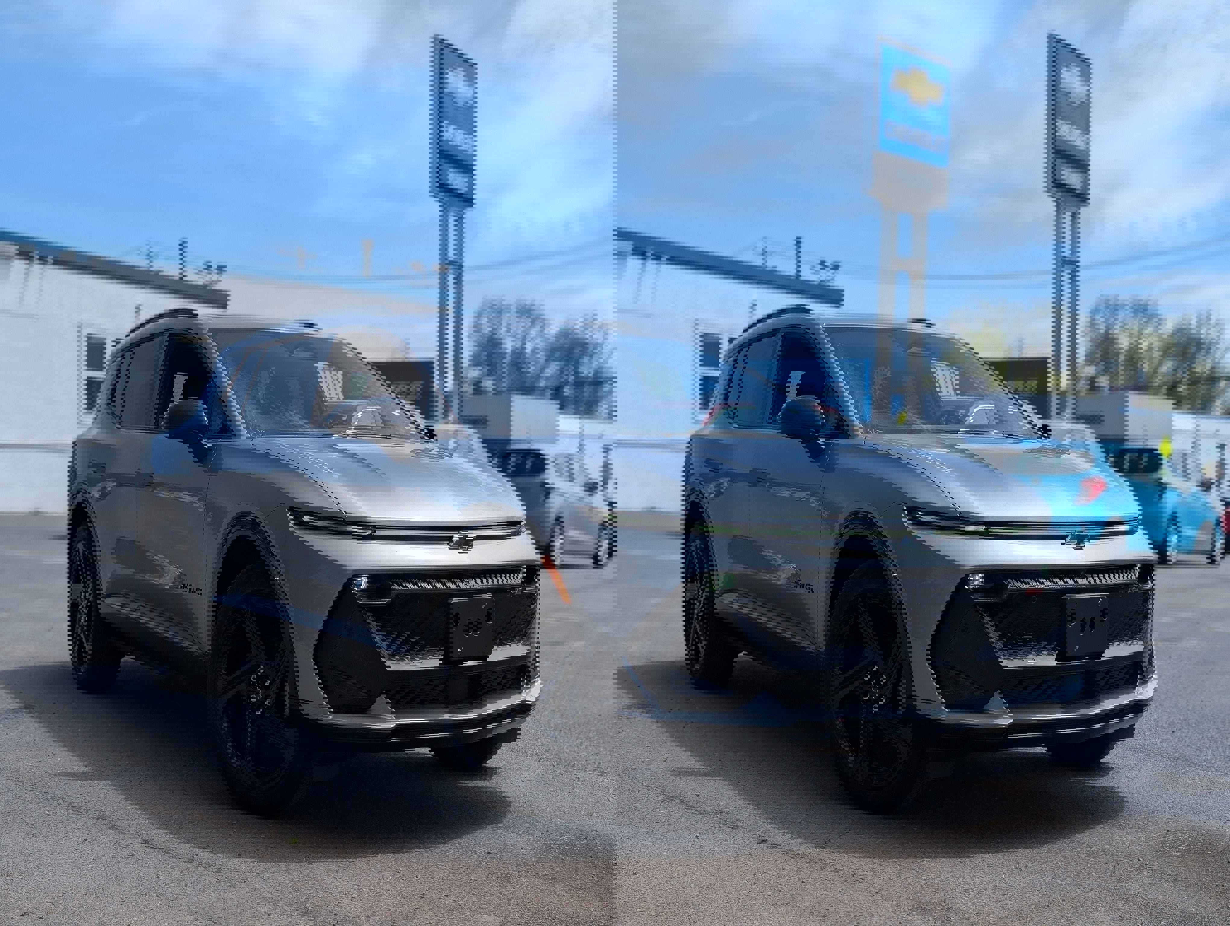 New 2025 Chevrolet Equinox EV RS image 1