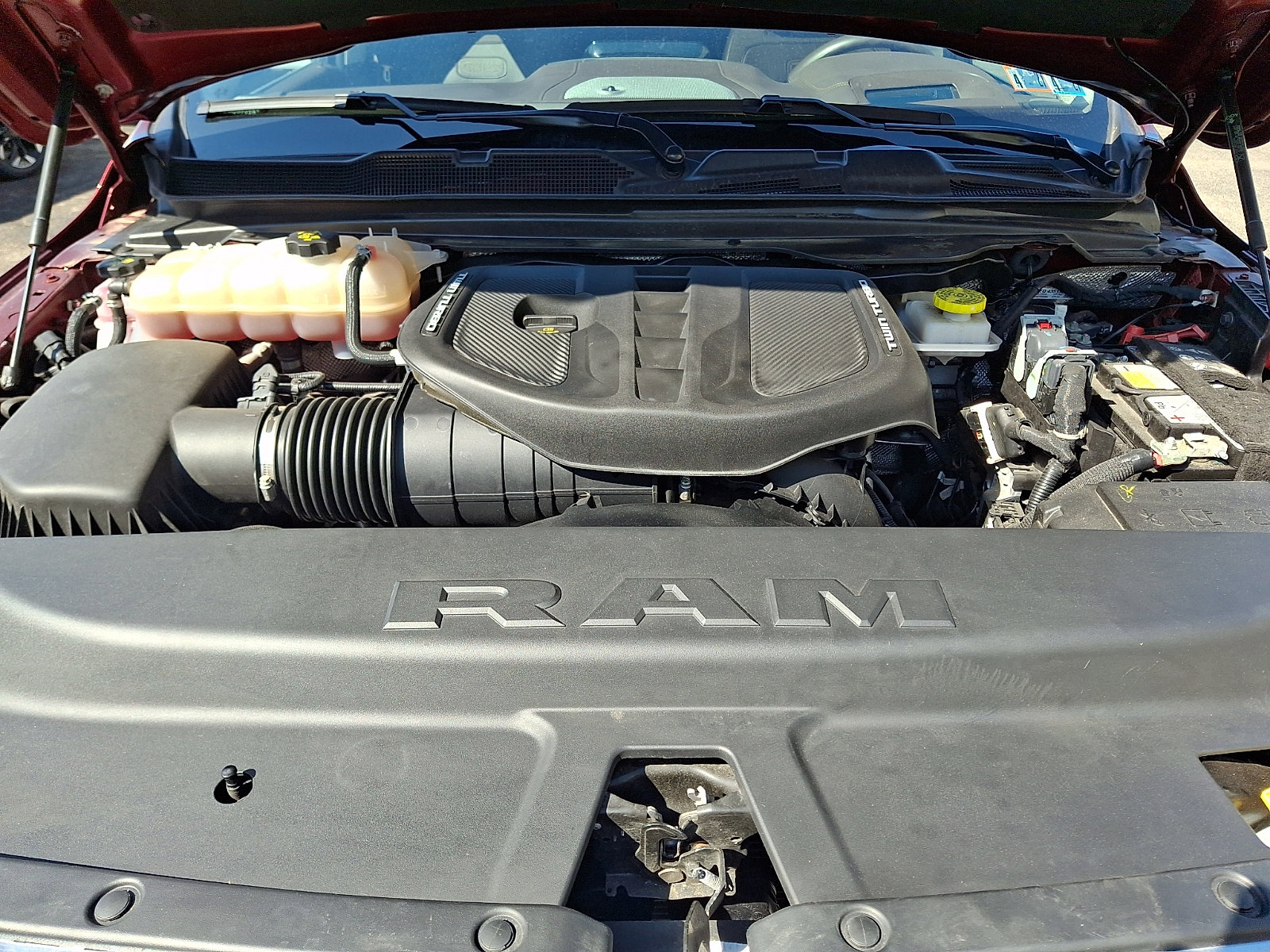 Certified 2025 RAM 1500 Limited AWD/4WD image 28