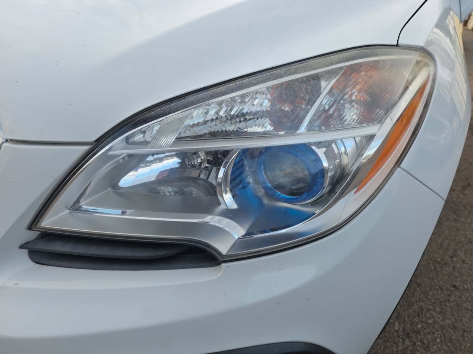 Used 2016 Buick Encore Sport Touring image 9