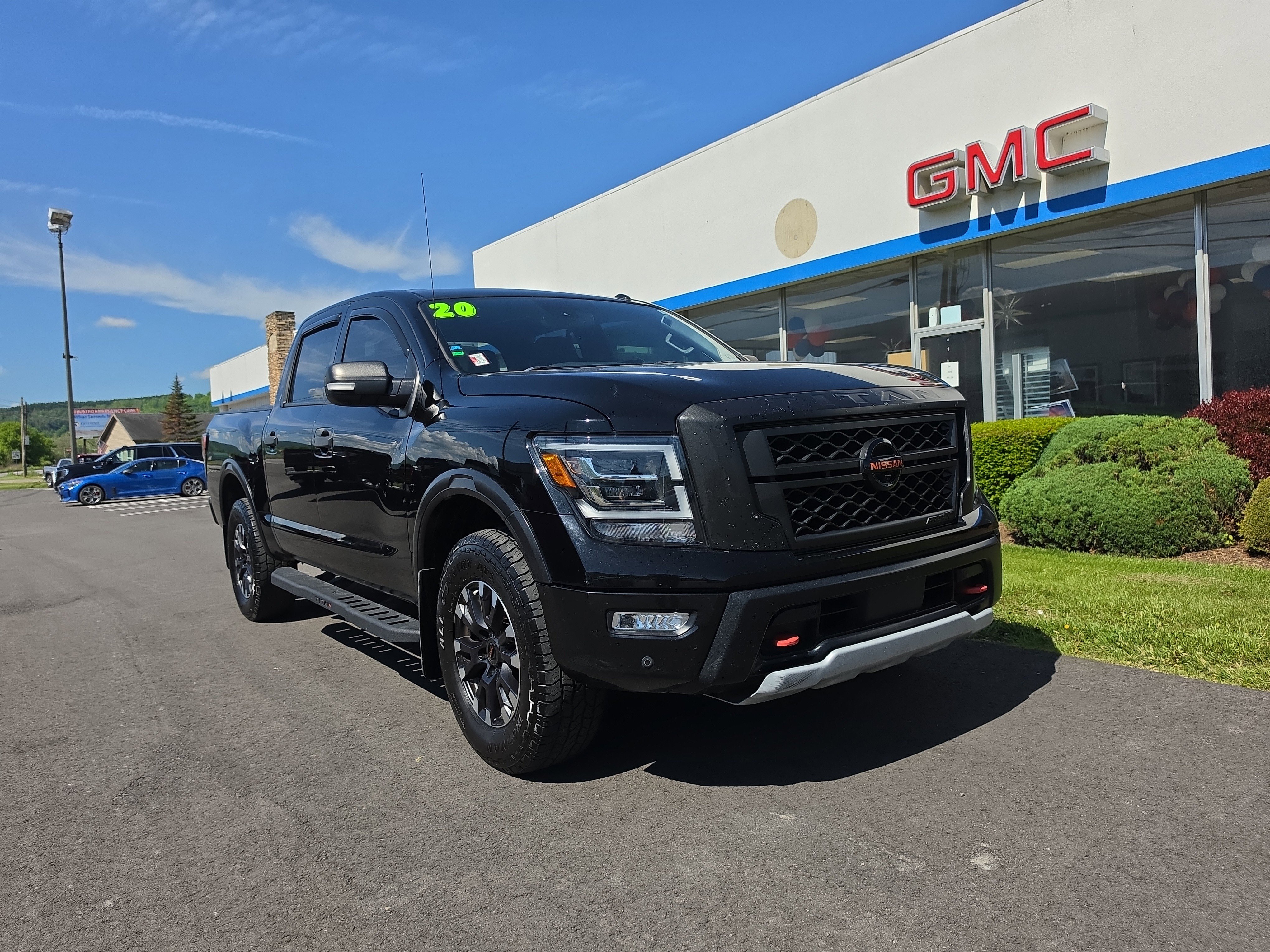 Used 2020 Nissan Titan PRO-4X w/ Pro-4x Convenience Package