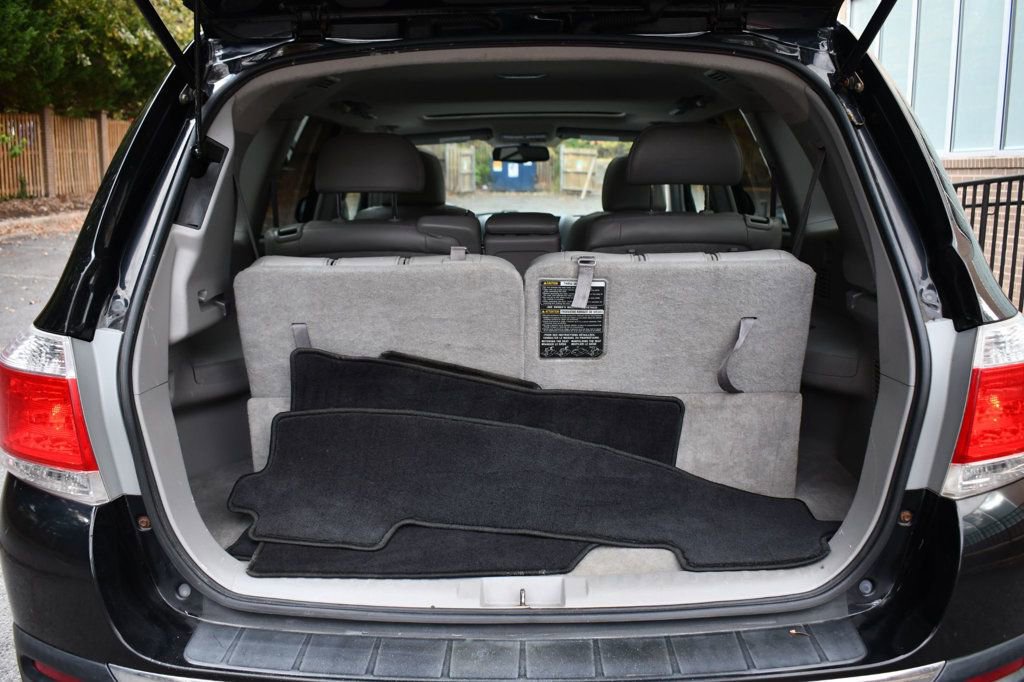 Used 2013 Toyota Highlander SE image 8