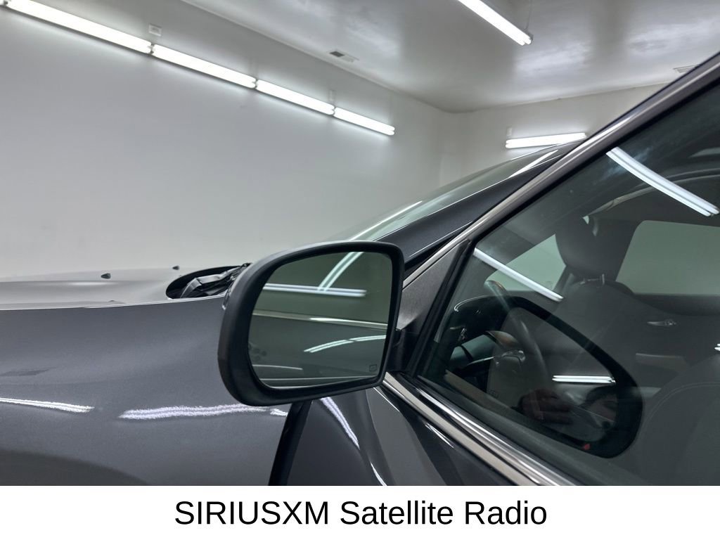 Used 2017 Jeep Cherokee Latitude w/ Cold Weather Group image 18