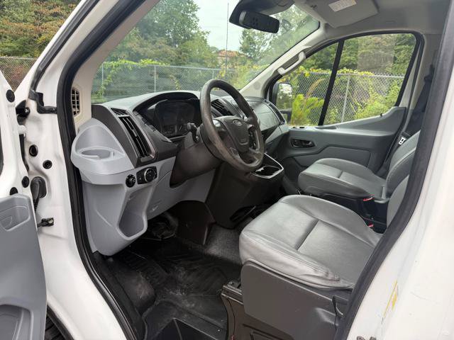 Used 2016 Ford Transit 150 130 Low Roof RWD image 23