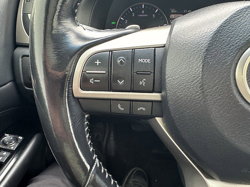 Used 2016 Lexus GS 200t image 17