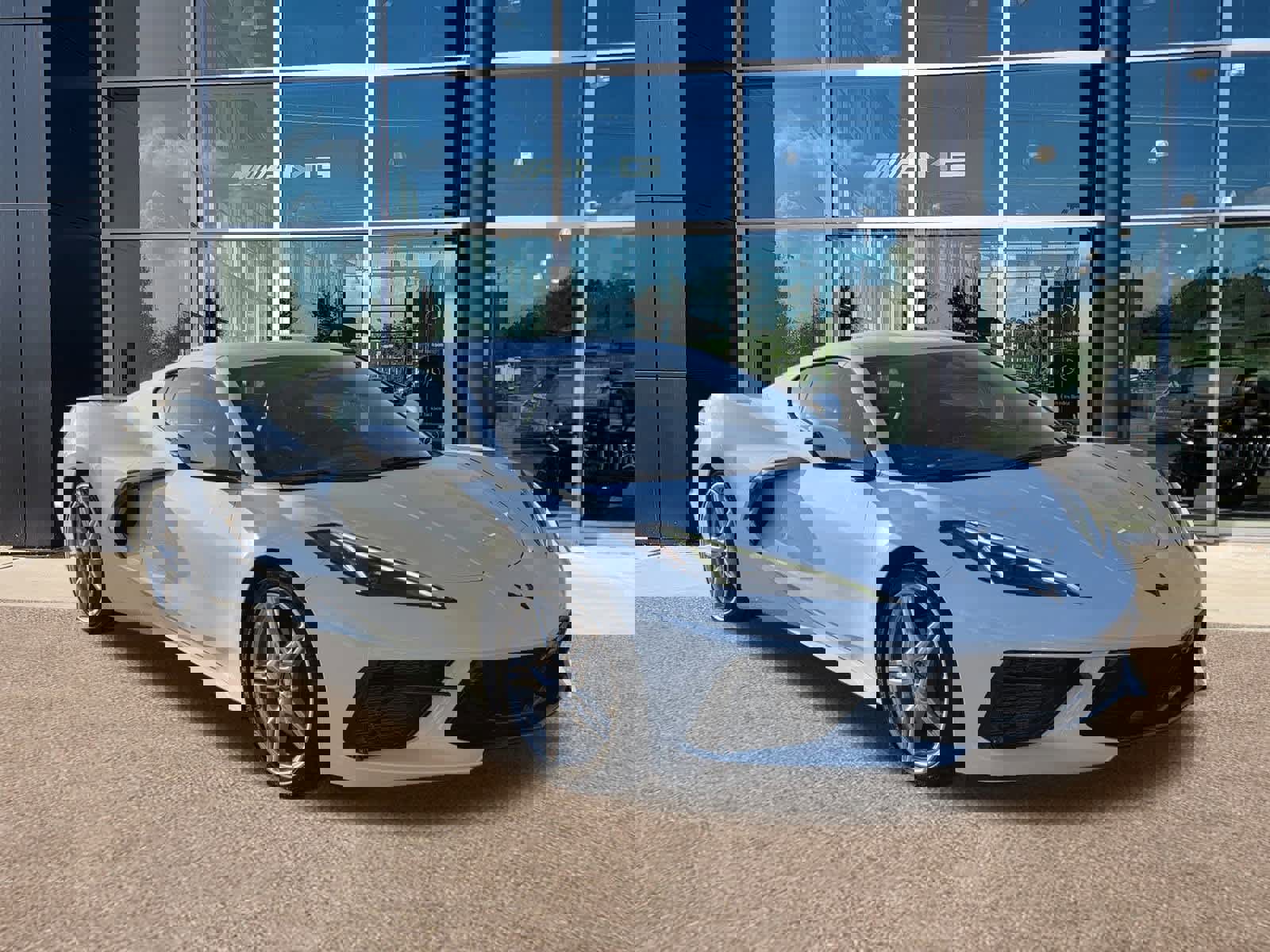 Used 2025 Chevrolet Corvette Stingray Premium Cpe w/ 3LT image 3