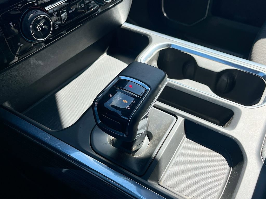 Used 2023 Chevrolet Silverado 1500 RST image 16