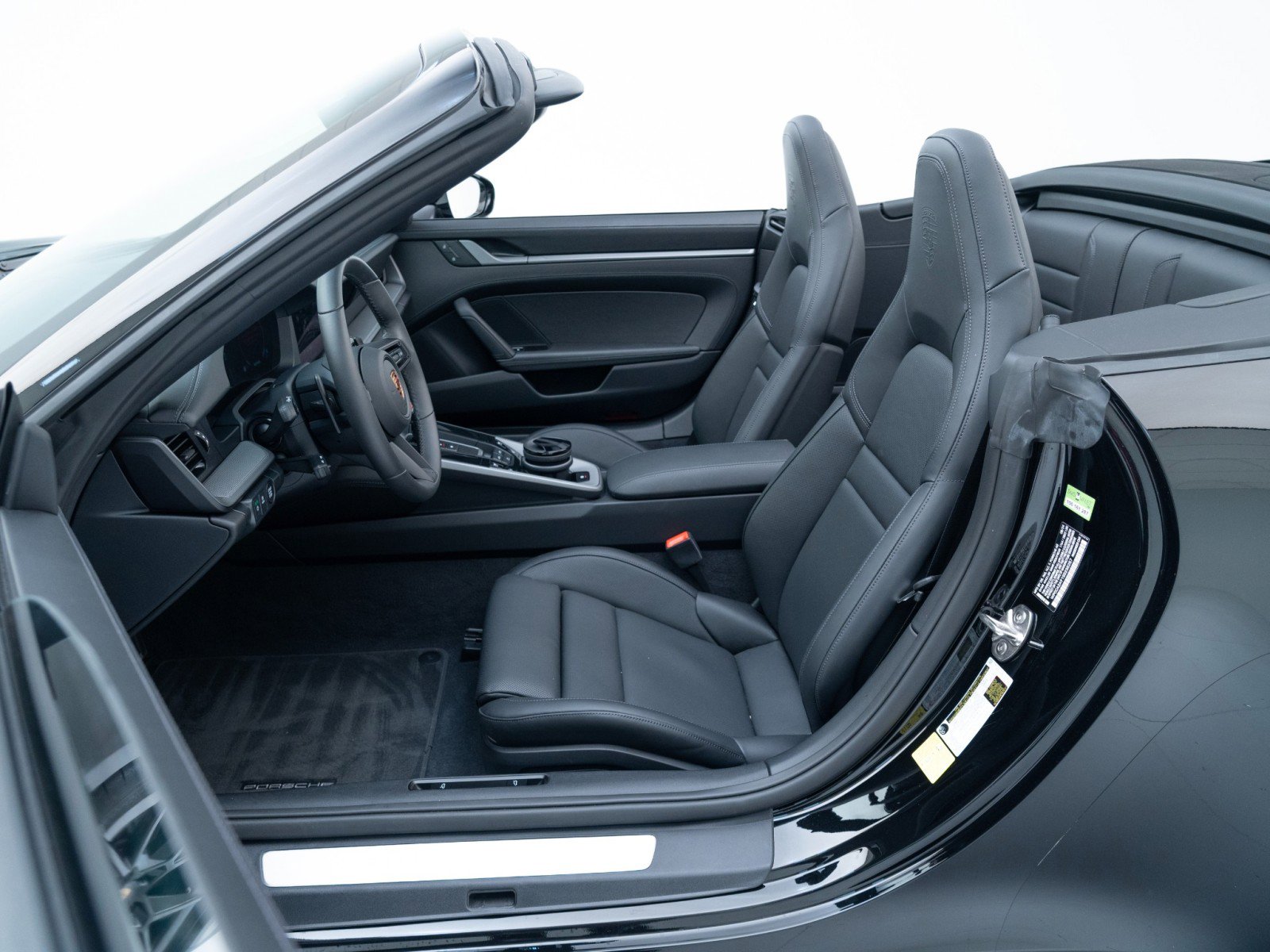 Certified 2025 Porsche 911 Carrera image 17