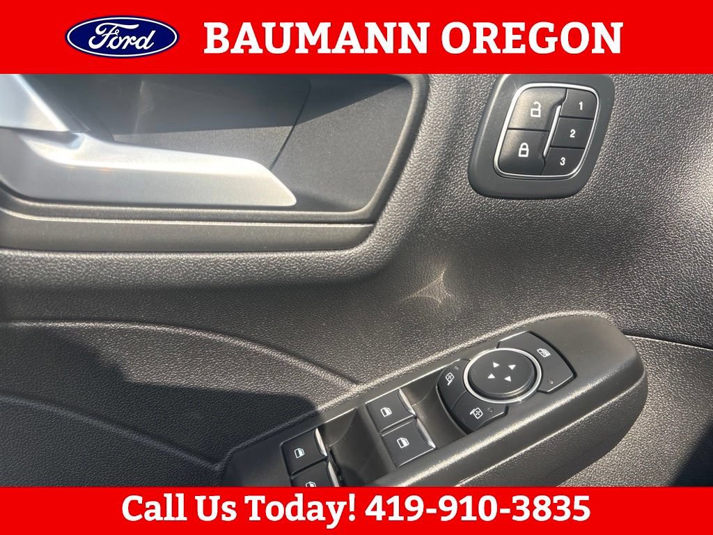 Used 2023 Ford Escape Active w/ Tech Pack #2 AWD/4WD image 18