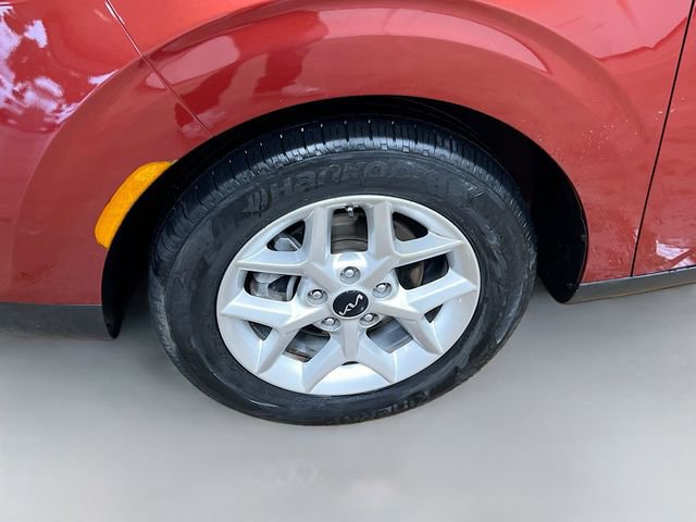 Certified 2022 Kia Soul LX w/ Technology Package image 28