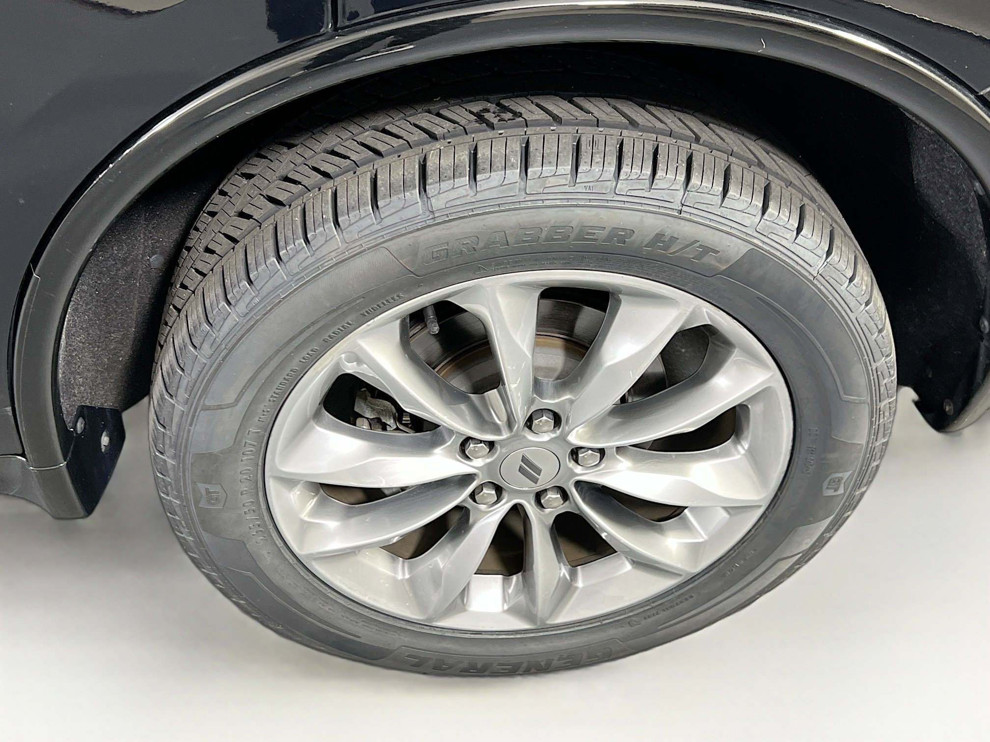 Used 2022 Dodge Durango SXT w/ Anodized Platinum Package image 30