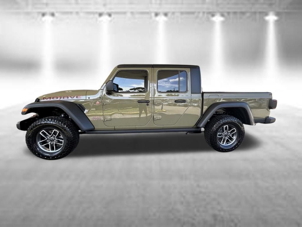 Used 2025 Jeep Gladiator Mojave w/ Safety Group AWD/4WD image 7