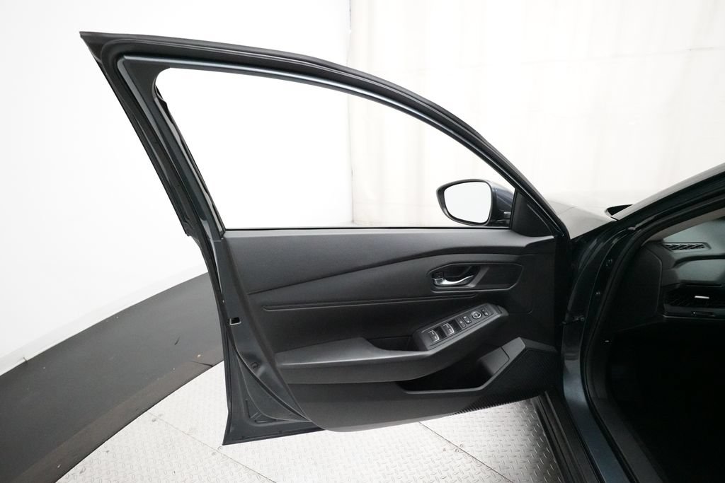 Certified 2023 Honda Accord EX image 27
