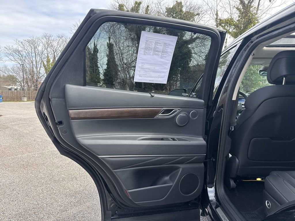 Used 2025 Genesis GV80 2.5T Advanced image 25