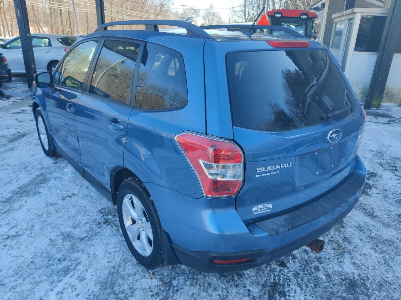 Used 2015 Subaru Forester 2.5i Premium w/ All-Weather Package image 3