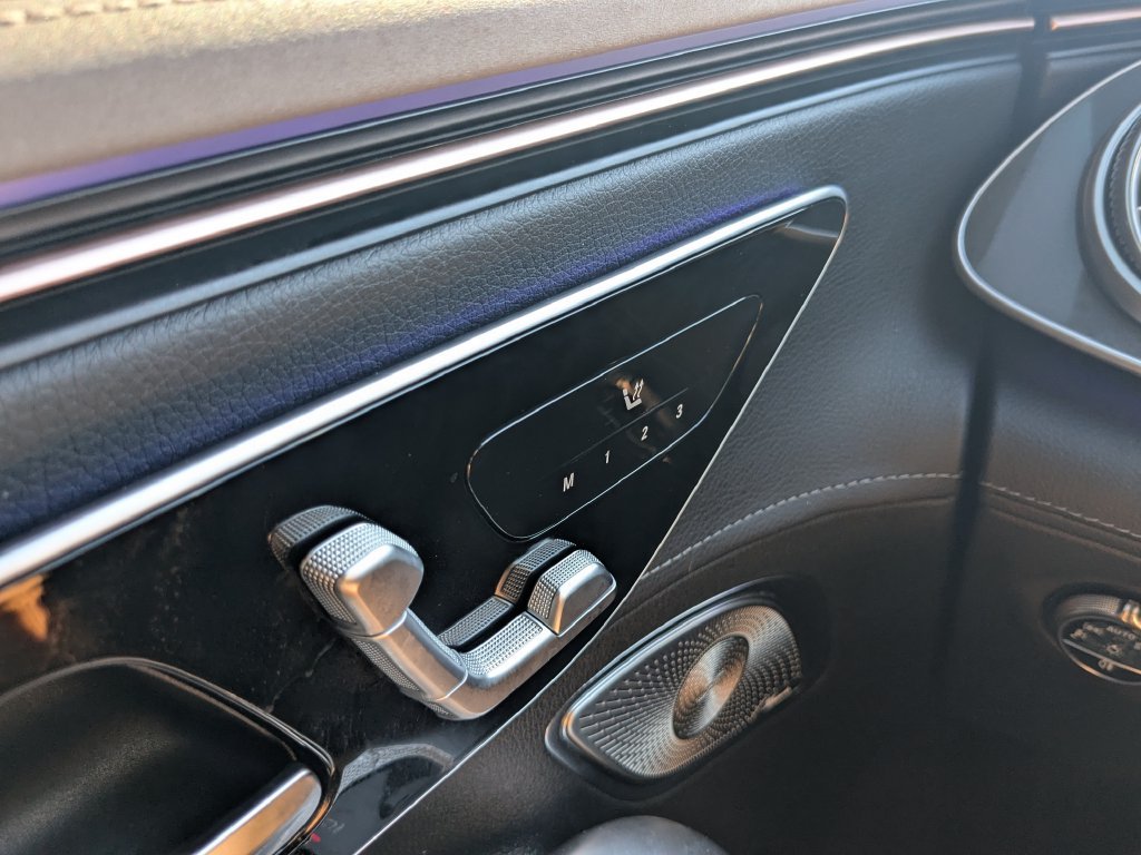 Certified 2023 Mercedes-Benz EQE 500 4MATIC Sedan image 10