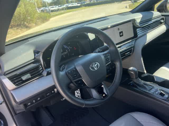 Used 2026 Toyota Camry SE w/ Multimedia Upgrade Package FWD image 15