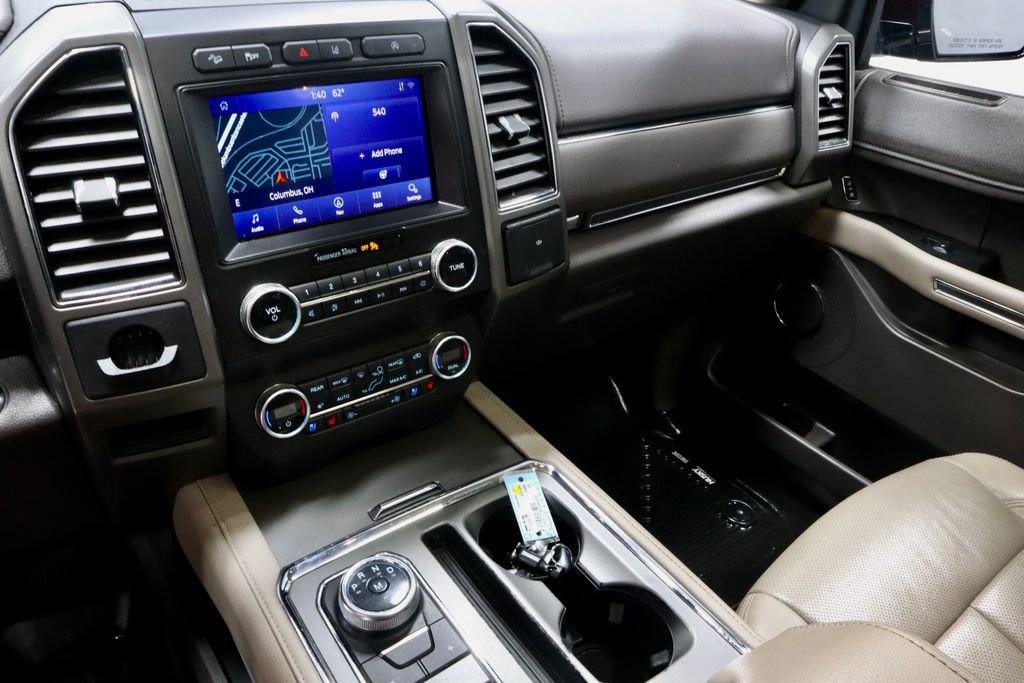 Used 2020 Ford Expedition Max XLT w/ Equipment Group 202A AWD/4WD image 32