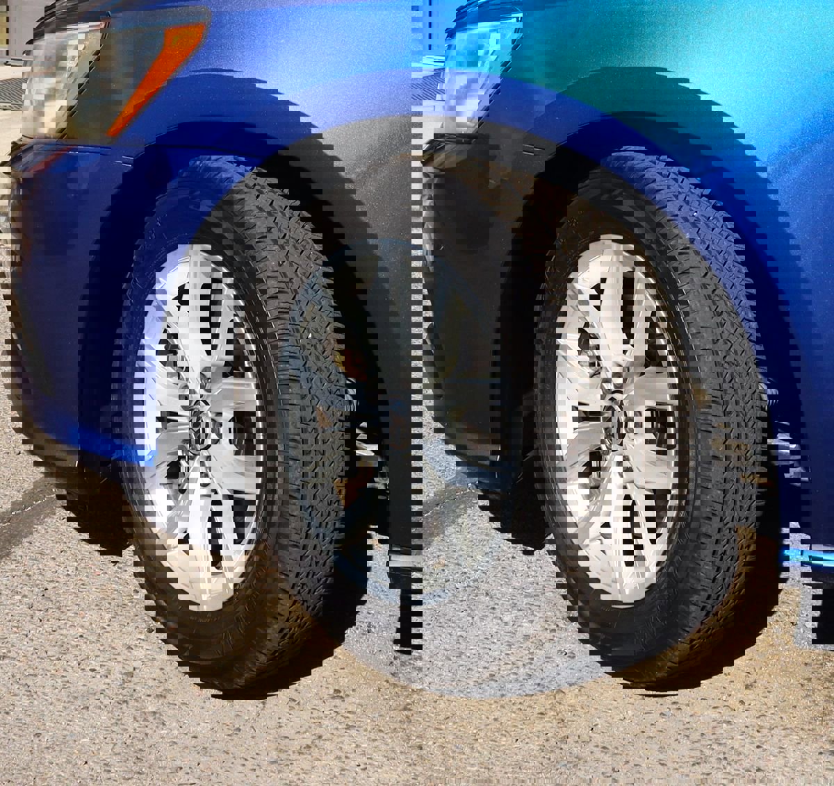 Used 2017 Volkswagen Passat 1.8T S image 5