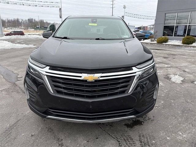 Used 2022 Chevrolet Equinox LT w/ Driver Convenience Package image 9
