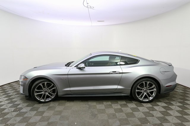 Used 2022 Ford Mustang GT Premium image 6