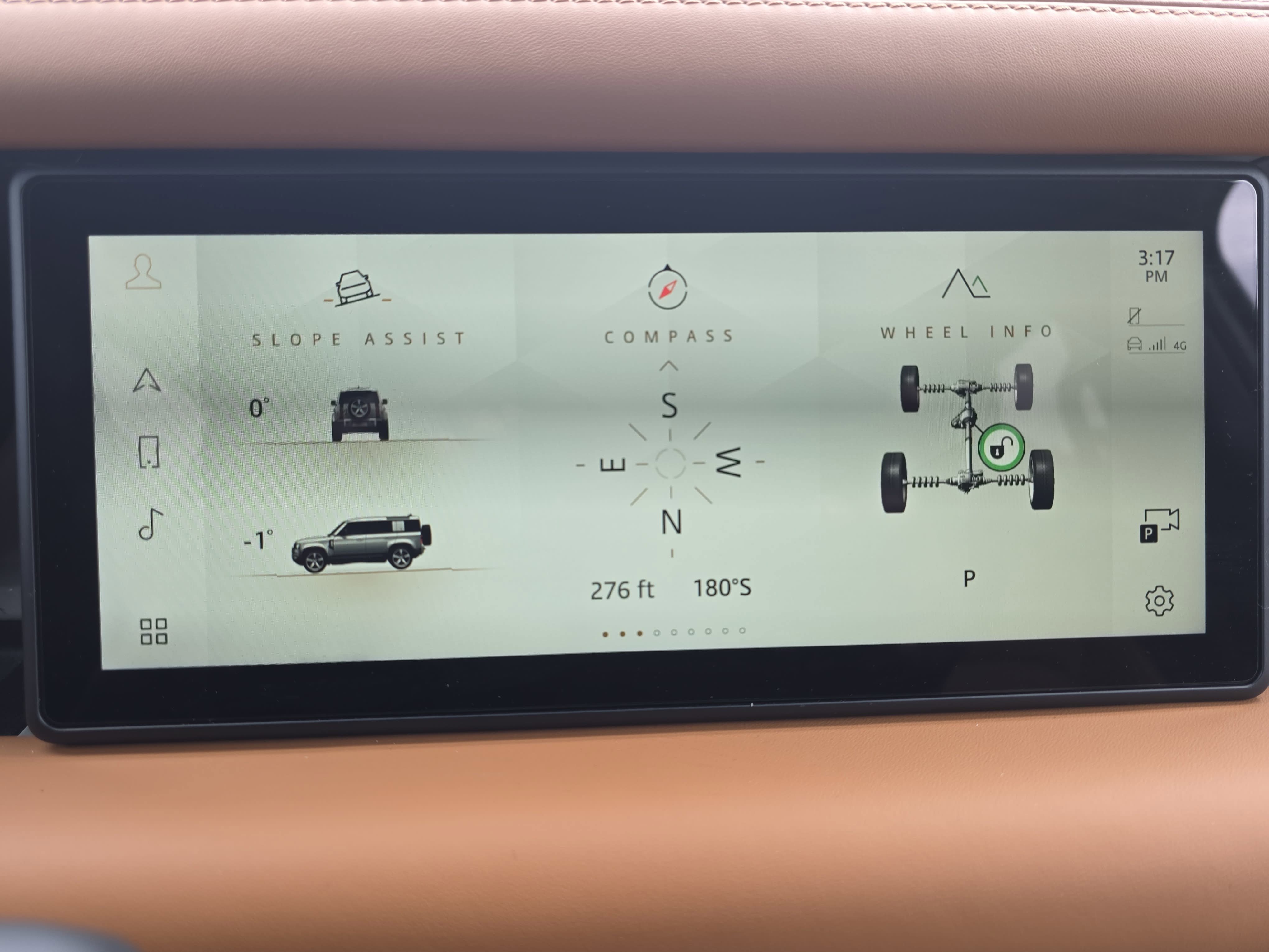 Certified 2024 Land Rover Defender 110 X-Dynamic SE AWD/4WD image 19
