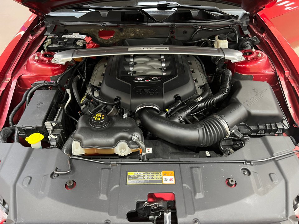 Used 2013 Ford Mustang GT Premium w/ Comfort Pkg image 17