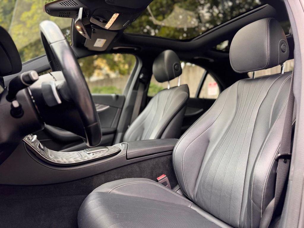 Used 2021 Mercedes-Benz E 350 4MATIC Sedan image 20