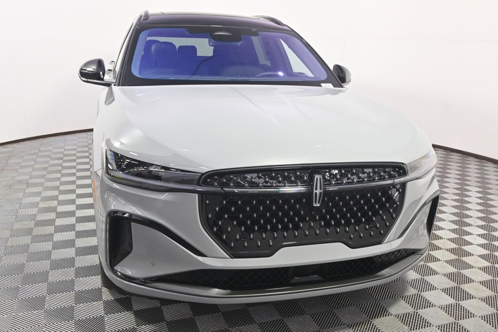 New 2026 Lincoln Nautilus Black Label image 9