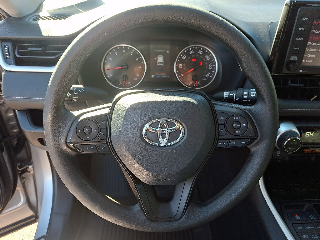 Used 2022 Toyota RAV4 XLE AWD/4WD image 19