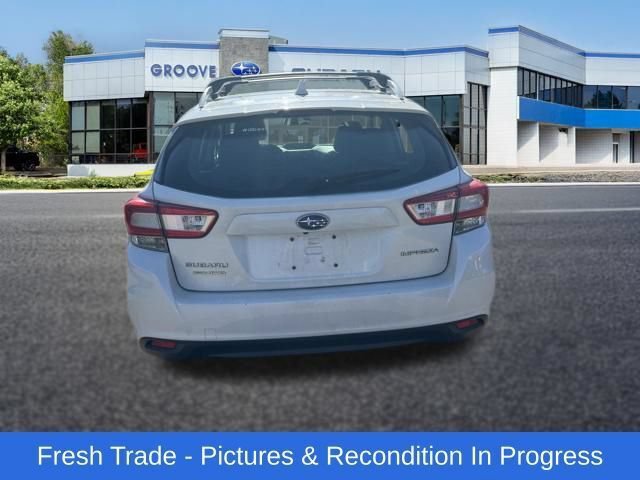 Used 2018 Subaru Impreza 2.0i Limited AWD/4WD image 4