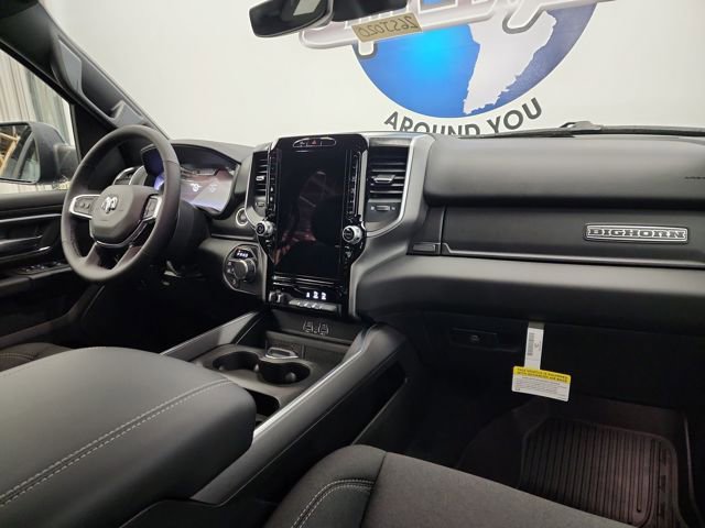New 2026 RAM 1500 4x4 Crew Cab image 23