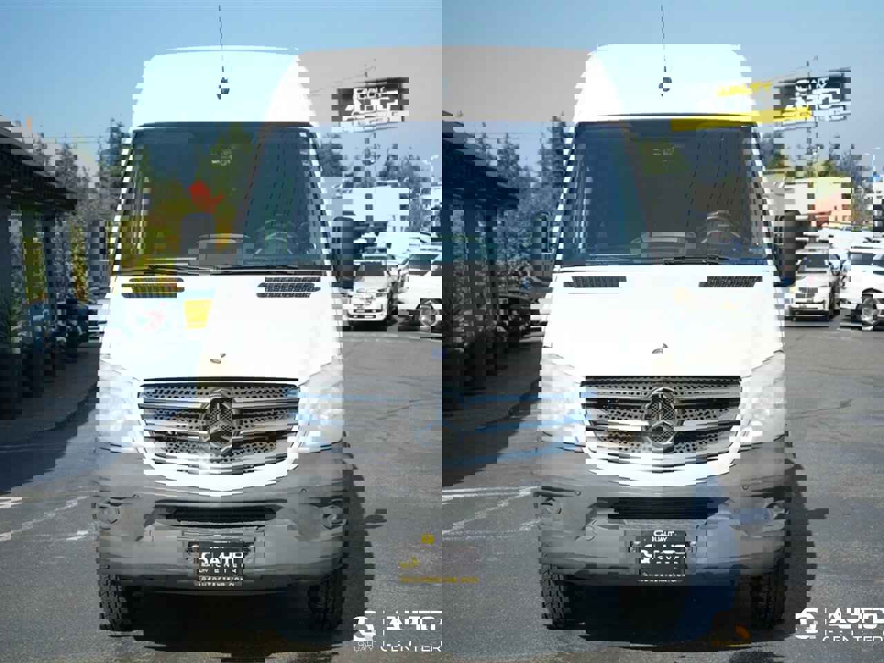 Used 2014 Mercedes-Benz Sprinter 2500 image 2