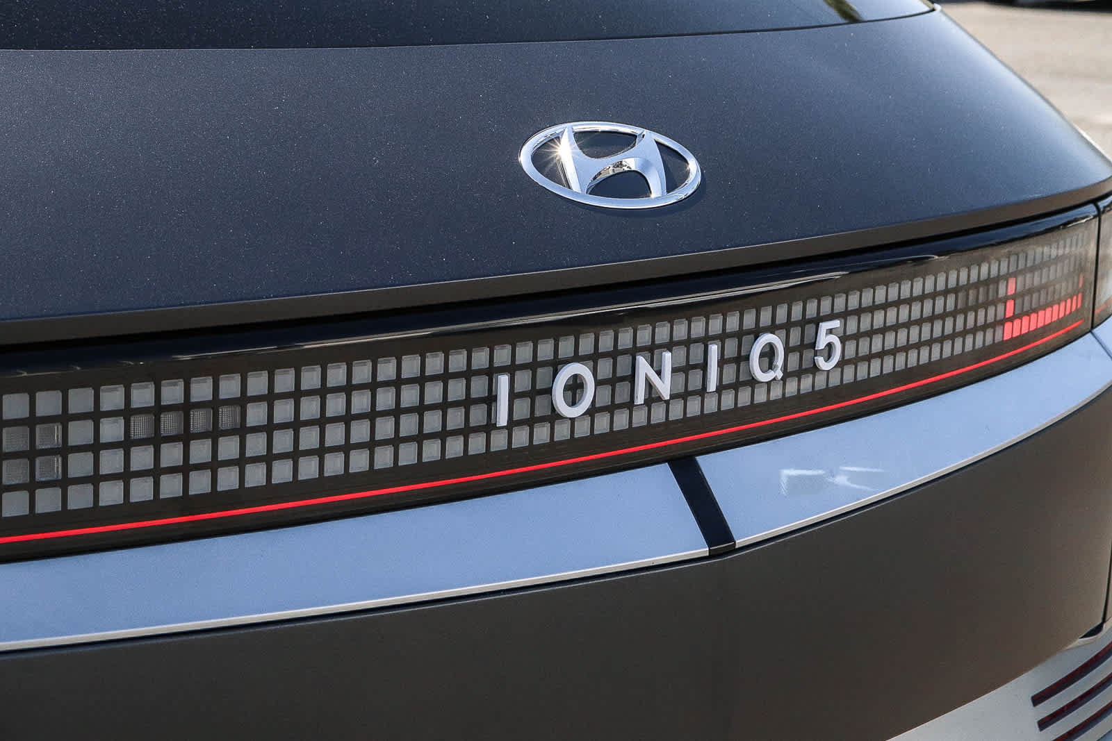 Used 2023 Hyundai Ioniq 5 Limited w/ Cargo Package RWD image 12