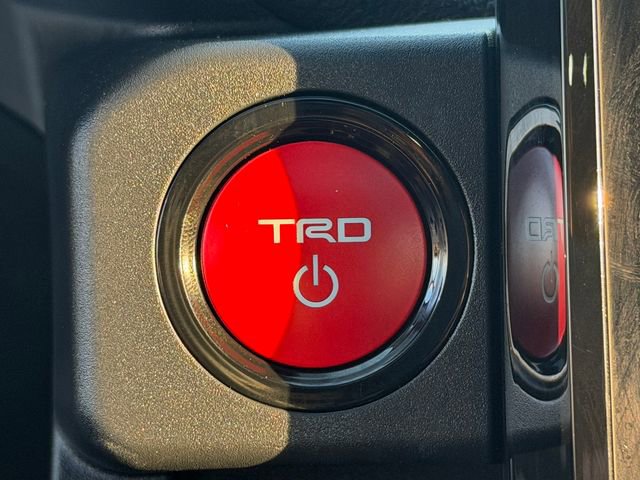 Certified 2025 Toyota 4Runner TRD Off-Road Premium w/ Tow Technology Package image 44